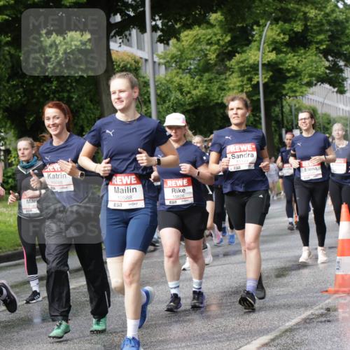14.06.2026 - REWE Women's Run Jannik Wohlers http://msf.ph/oto/9796843 14.06.2026 09:11:02 Laufen 10049, 1037, 10048, 10588, 7, 10826, 57, 11144 meine-sportfotos.de