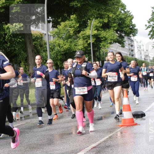 14.06.2026 - REWE Women's Run Jannik Wohlers http://msf.ph/oto/9796919 14.06.2026 09:11:07 Laufen 11163, 657, 10864 meine-sportfotos.de