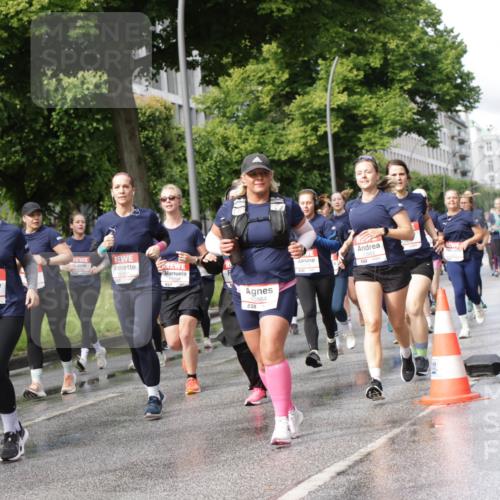14.06.2026 - REWE Women's Run Jannik Wohlers http://msf.ph/oto/9796937 14.06.2026 09:11:07 Laufen 11353, 10162, 577, 7, 10864 meine-sportfotos.de