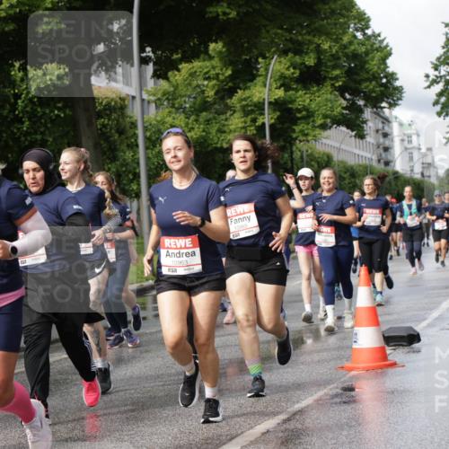 14.06.2026 - REWE Women's Run Jannik Wohlers http://msf.ph/oto/9796965 14.06.2026 09:11:08 Laufen 297, 10864, 657, 10963, 10965 meine-sportfotos.de