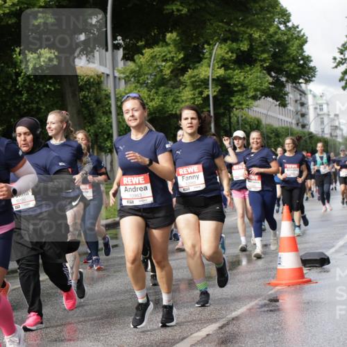 14.06.2026 - REWE Women's Run Jannik Wohlers http://msf.ph/oto/9796968 14.06.2026 09:11:08 Laufen 97, 10864, 10186, 657, 10963, 51, 10965, 511 meine-sportfotos.de