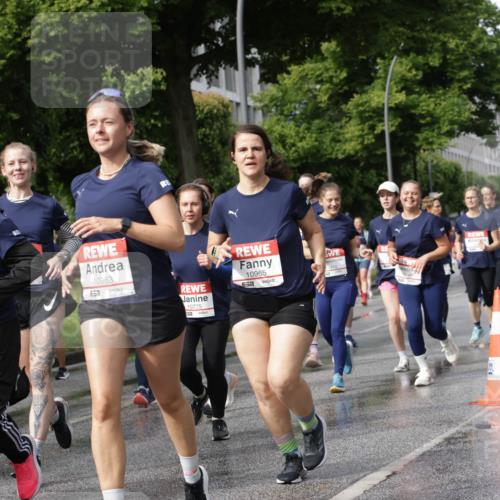 14.06.2026 - REWE Women's Run Jannik Wohlers http://msf.ph/oto/9796978 14.06.2026 09:11:09 Laufen 10186, 10963, 10775, 10965 meine-sportfotos.de