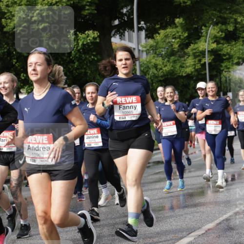 14.06.2026 - REWE Women's Run Jannik Wohlers http://msf.ph/oto/9796991 14.06.2026 09:11:09 Laufen 11098, 7, 10186, 110, 57, 10963, 10775, 10965, 7 meine-sportfotos.de