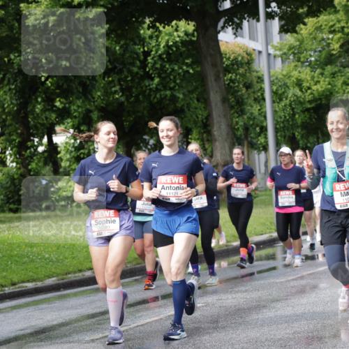 14.06.2026 - REWE Women's Run Jannik Wohlers http://msf.ph/oto/9797066 14.06.2026 09:11:16 Laufen 10581, 11121, 11015, 657, 10616 meine-sportfotos.de