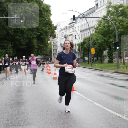 14.06.2026 - REWE Women's Run Jannik Wohlers http://msf.ph/oto/9797103 14.06.2026 10:00:09 Laufen 11305, 01 meine-sportfotos.de