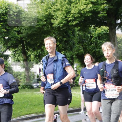 14.06.2026 - REWE Women's Run Jannik Wohlers http://msf.ph/oto/9797178 14.06.2026 09:11:23 Laufen 10498, 6577, 11405, 10425, 7 meine-sportfotos.de