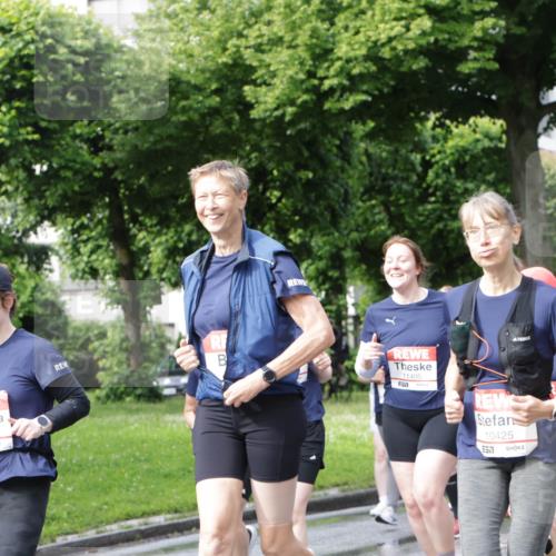 14.06.2026 - REWE Women's Run Jannik Wohlers http://msf.ph/oto/9797181 14.06.2026 09:11:23 Laufen 10498, 11405, 10425 meine-sportfotos.de