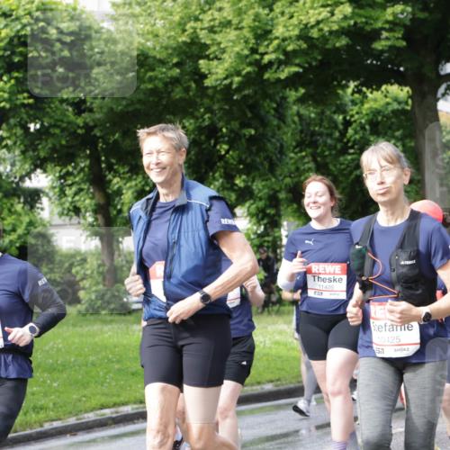 14.06.2026 - REWE Women's Run Jannik Wohlers http://msf.ph/oto/9797184 14.06.2026 09:11:24 Laufen 10498, 7, 11405, 10425, 577 meine-sportfotos.de