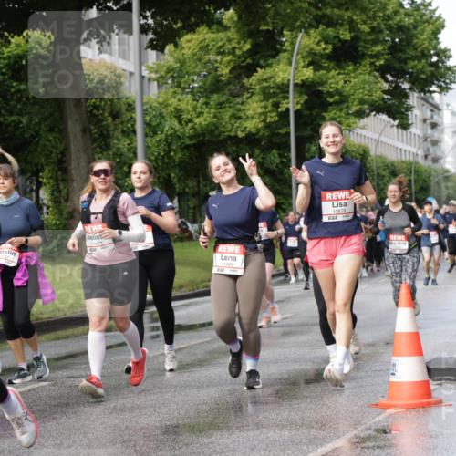 14.06.2026 - REWE Women's Run Jannik Wohlers http://msf.ph/oto/9797212 14.06.2026 09:11:26 Laufen 10185, 7, 11071, 11022, 10878 meine-sportfotos.de