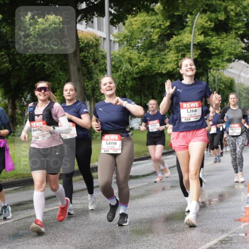 14.06.2026 - REWE Women's Run Jannik Wohlers http://msf.ph/oto/9797233 14.06.2026 09:11:27 Laufen 10609, 10701, 11071, 11022, 10878, 7 meine-sportfotos.de