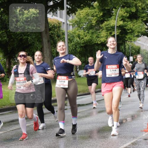 14.06.2026 - REWE Women's Run Jannik Wohlers http://msf.ph/oto/9797239 14.06.2026 09:11:27 Laufen 1060, 10701, 11071, 11022, 10878, 7 meine-sportfotos.de