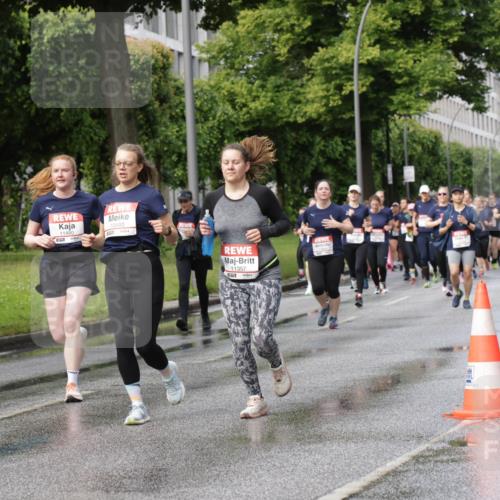 14.06.2026 - REWE Women's Run Jannik Wohlers http://msf.ph/oto/9797301 14.06.2026 09:11:30 Laufen 11480, 10493, 11357, 7 meine-sportfotos.de