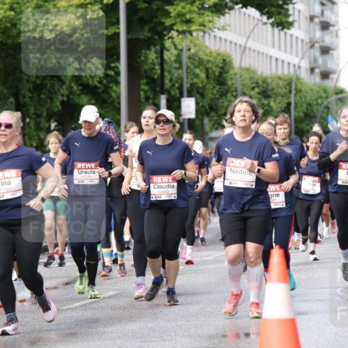 14.06.2026 - REWE Women's Run Jannik Wohlers http://msf.ph/oto/9797341 14.06.2026 09:11:35 Laufen 10793, 57, 11062, 577, 10079, 1360, 361, 11102, 7, 10555, 557, 57, 10652, 5 meine-sportfotos.de