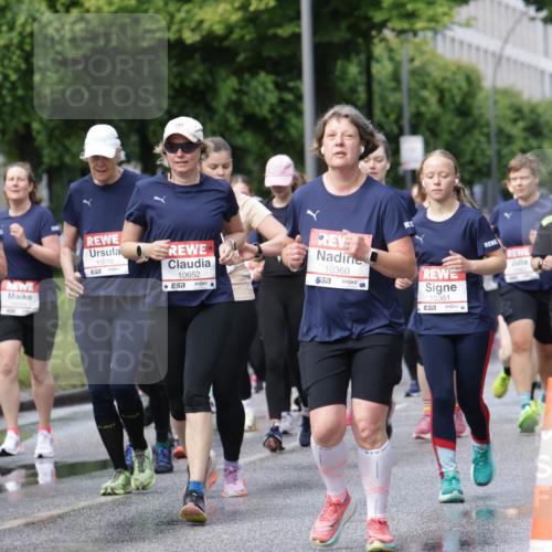 14.06.2026 - REWE Women's Run Jannik Wohlers http://msf.ph/oto/9797394 14.06.2026 09:11:37 Laufen 11227, 657, 10564, 10079, 10652, 657, 10360, 6577, 10361, 11102, 7 meine-sportfotos.de
