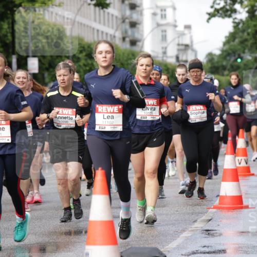 14.06.2026 - REWE Women's Run Jannik Wohlers http://msf.ph/oto/9797423 14.06.2026 09:11:38 Laufen 10538, 10361, 7, 10996, 7, 11102, 7, 10555, 10418 meine-sportfotos.de