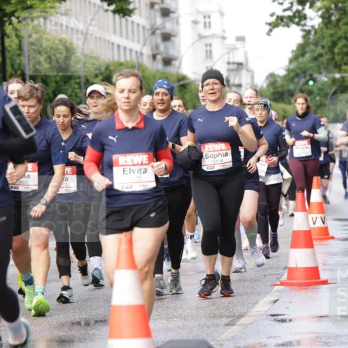 14.06.2026 - REWE Women's Run Jannik Wohlers http://msf.ph/oto/9797439 14.06.2026 09:11:40 Laufen 0863, 53, 10418, 57 meine-sportfotos.de