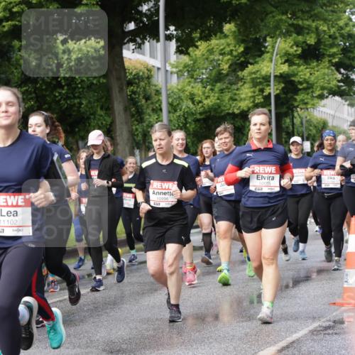 14.06.2026 - REWE Women's Run Jannik Wohlers http://msf.ph/oto/9797450 14.06.2026 09:11:42 Laufen 0417, 11102, 57, 10996, 10555, 7 meine-sportfotos.de