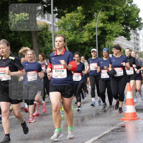 14.06.2026 - REWE Women's Run Jannik Wohlers http://msf.ph/oto/9797469 14.06.2026 09:11:43 Laufen 10888, 10996, 57, 11453, 10555, 57 meine-sportfotos.de