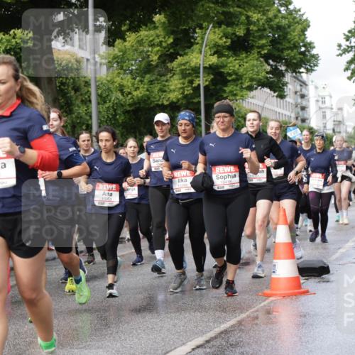 14.06.2026 - REWE Women's Run Jannik Wohlers http://msf.ph/oto/9797477 14.06.2026 09:11:43 Laufen 11453, 57, 10953, 11299, 11031, 10418, 57 meine-sportfotos.de