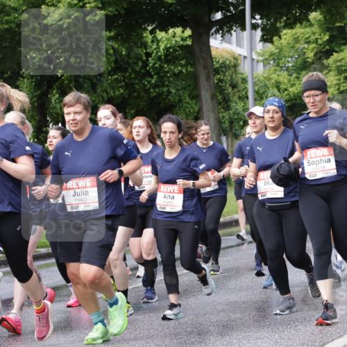 14.06.2026 - REWE Women's Run Jannik Wohlers http://msf.ph/oto/9797497 14.06.2026 09:11:44 Laufen 1, 11453, 10863, 657, 1145, 10953, 11299, 57, 10418, 7, 11031, 11323 meine-sportfotos.de