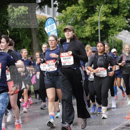 14.06.2026 - REWE Women's Run Jannik Wohlers http://msf.ph/oto/9797633 14.06.2026 09:11:54 Laufen 10574, 7, 7, 00, 10557, 57, 10710, 657, 10889, 7 meine-sportfotos.de