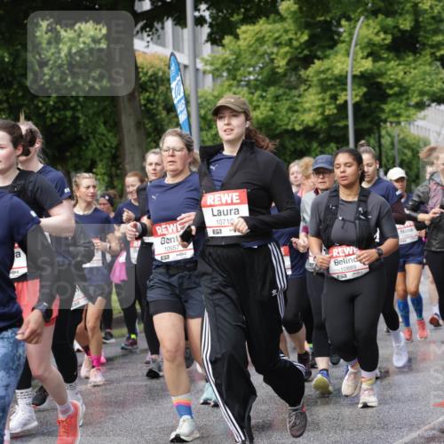 14.06.2026 - REWE Women's Run Jannik Wohlers http://msf.ph/oto/9797637 14.06.2026 09:11:54 Laufen 10574, 57, 10557, 657, 10710, 7, 10889, 7 meine-sportfotos.de