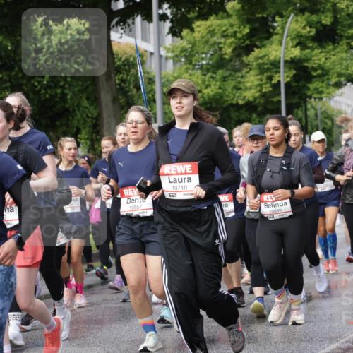 14.06.2026 - REWE Women's Run Jannik Wohlers http://msf.ph/oto/9797640 14.06.2026 09:11:54 Laufen 10574, 57, 6, 10557, 51, 10710, 57, 10889 meine-sportfotos.de