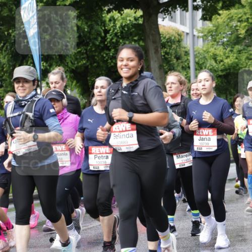 14.06.2026 - REWE Women's Run Jannik Wohlers http://msf.ph/oto/9797701 14.06.2026 09:11:56 Laufen 11338, 58, 10038, 10889, 10086, 57, 11450, 57, 10739, 657 meine-sportfotos.de