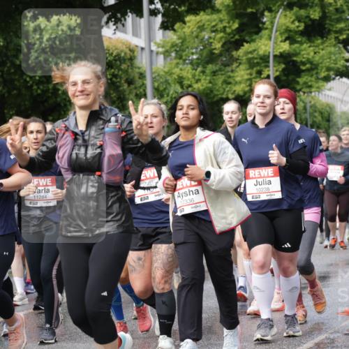 14.06.2026 - REWE Women's Run Jannik Wohlers http://msf.ph/oto/9797738 14.06.2026 09:11:58 Laufen 0985, 11359, 11284, 7, 71527, 7, 10336, 517, 10238, 57, 22 meine-sportfotos.de