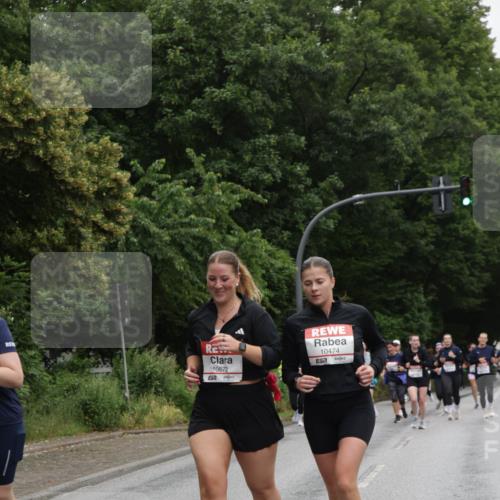 14.06.2026 - REWE Women's Run Jannik Wohlers http://msf.ph/oto/9797742 14.06.2026 10:01:16 Laufen 10672, 10474, 57 meine-sportfotos.de