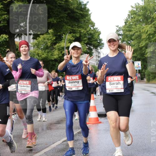 14.06.2026 - REWE Women's Run Jannik Wohlers http://msf.ph/oto/9797764 14.06.2026 09:11:59 Laufen 11358, 7, 10238, 57, 11152, 6577, 1180, 11181, 7 meine-sportfotos.de
