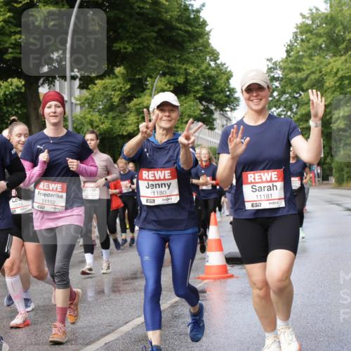 14.06.2026 - REWE Women's Run Jannik Wohlers http://msf.ph/oto/9797770 14.06.2026 09:11:59 Laufen 1358, 10238, 57, 10249, 11152, 57, 1180, 11181, 7 meine-sportfotos.de