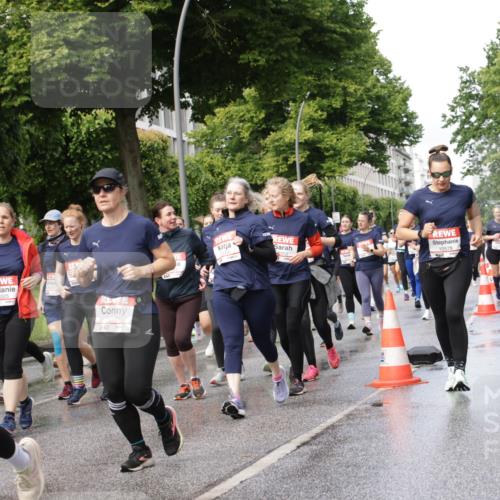 14.06.2026 - REWE Women's Run Jannik Wohlers http://msf.ph/oto/9797823 14.06.2026 09:12:02 Laufen 10325, 10140, 7, 10578 meine-sportfotos.de