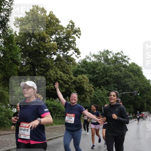 14.06.2026 - REWE Women's Run Jannik Wohlers http://msf.ph/oto/9797829 14.06.2026 10:01:27 Laufen 10428, 67, 10747 meine-sportfotos.de