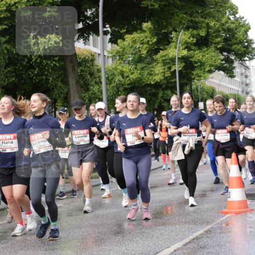 14.06.2026 - REWE Women's Run Jannik Wohlers http://msf.ph/oto/9797857 14.06.2026 09:12:06 Laufen 11197, 7, 10523, 10844, 577, 10005, 12 meine-sportfotos.de