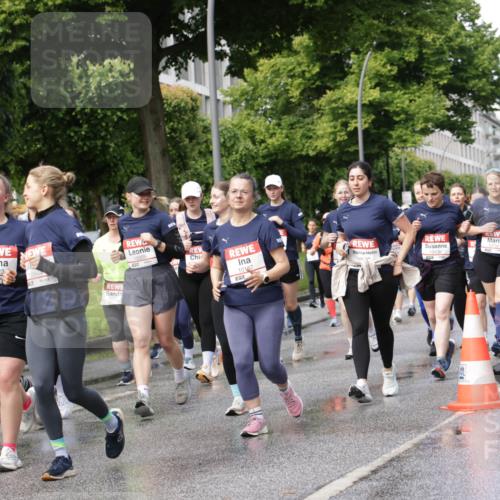 14.06.2026 - REWE Women's Run Jannik Wohlers http://msf.ph/oto/9797870 14.06.2026 09:12:06 Laufen 10523, 57, 10844, 617, 10005, 57, 10187, 7, 10606 meine-sportfotos.de