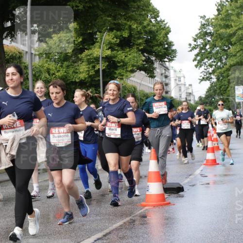 14.06.2026 - REWE Women's Run Jannik Wohlers http://msf.ph/oto/9797881 14.06.2026 09:12:08 Laufen 10734, 10606 meine-sportfotos.de