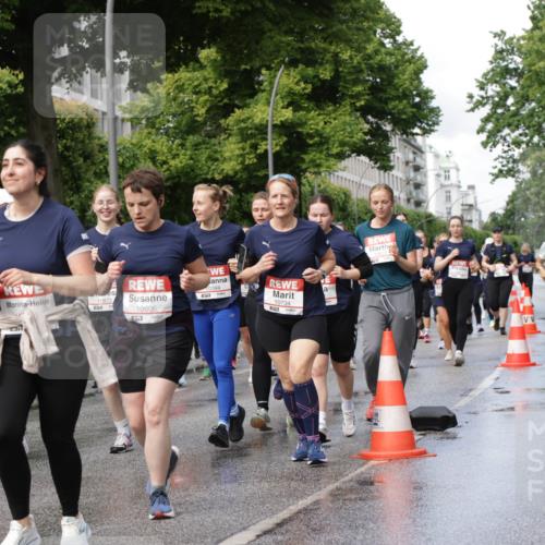 14.06.2026 - REWE Women's Run Jannik Wohlers http://msf.ph/oto/9797897 14.06.2026 09:12:08 Laufen 10872, 5, 10606, 7, 10734, 657, 12 meine-sportfotos.de