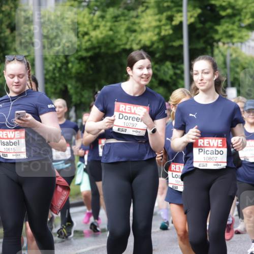 14.06.2026 - REWE Women's Run Jannik Wohlers http://msf.ph/oto/9797958 14.06.2026 09:12:13 Laufen 1696, 10615, 10797, 7, 1012, 10807, 256 meine-sportfotos.de