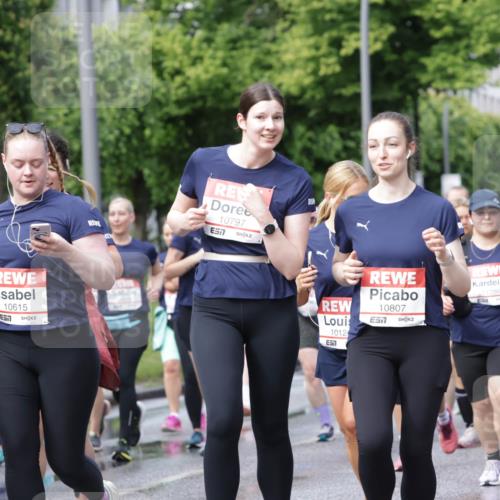 14.06.2026 - REWE Women's Run Jannik Wohlers http://msf.ph/oto/9797963 14.06.2026 09:12:13 Laufen 10696, 10615, 10797, 57, 10807, 1012, 657, 11256 meine-sportfotos.de