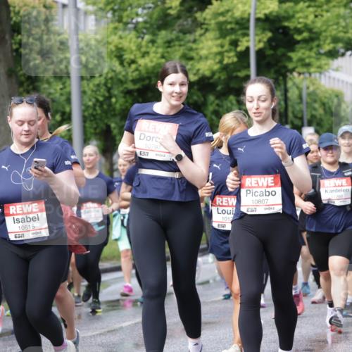 14.06.2026 - REWE Women's Run Jannik Wohlers http://msf.ph/oto/9797968 14.06.2026 09:12:13 Laufen 10615, 57, 10797, 7, 1012, 57, 10807, 11256 meine-sportfotos.de