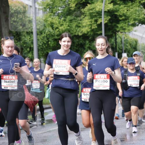 14.06.2026 - REWE Women's Run Jannik Wohlers http://msf.ph/oto/9797976 14.06.2026 09:12:13 Laufen 10615, 7, 10797, 657, 101, 10807, 11256, 302, 22 meine-sportfotos.de