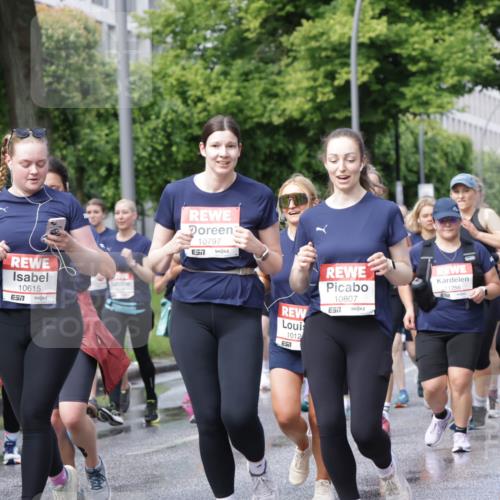 14.06.2026 - REWE Women's Run Jannik Wohlers http://msf.ph/oto/9797978 14.06.2026 09:12:13 Laufen 10615, 7, 10797, 7, 1012, 10807, 7, 11256, 83, 02, 22 meine-sportfotos.de