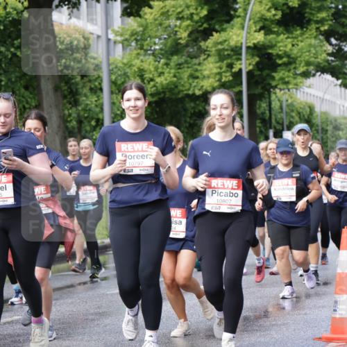 14.06.2026 - REWE Women's Run Jannik Wohlers http://msf.ph/oto/9798003 14.06.2026 09:12:14 Laufen 7, 10615, 7, 15, 10797, 7, 24, 10807, 57, 11488, 577 meine-sportfotos.de