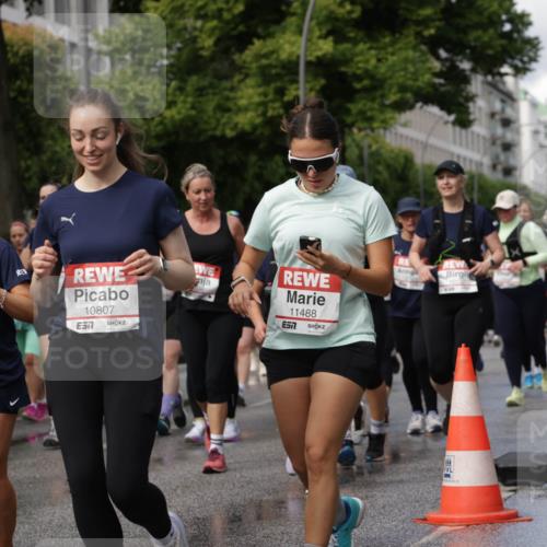 14.06.2026 - REWE Women's Run Jannik Wohlers http://msf.ph/oto/9798008 14.06.2026 09:12:15 Laufen 10124, 10807, 11488, 57 meine-sportfotos.de