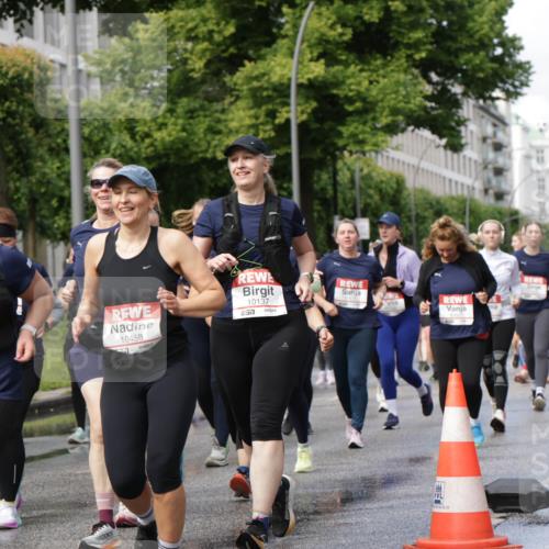 14.06.2026 - REWE Women's Run Jannik Wohlers http://msf.ph/oto/9798039 14.06.2026 09:12:17 Laufen 11256, 10458, 10137, 7, 1170, 30222 meine-sportfotos.de
