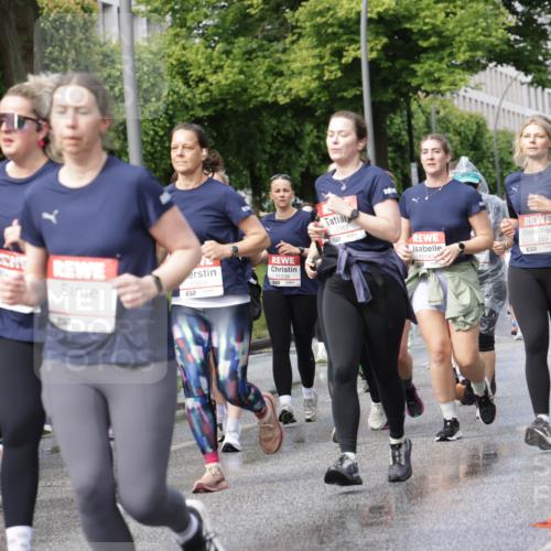 14.06.2026 - REWE Women's Run Jannik Wohlers http://msf.ph/oto/9798062 14.06.2026 09:12:24 Laufen 1195, 10305, 57, 10928, 57, 11239, 10767, 10147, 11349 meine-sportfotos.de