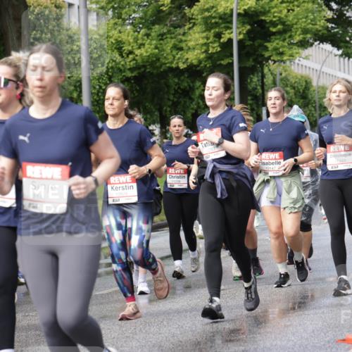 14.06.2026 - REWE Women's Run Jannik Wohlers http://msf.ph/oto/9798063 14.06.2026 09:12:24 Laufen 10305, 114, 10928, 11239, 10767, 657, 10147, 11349, 7 meine-sportfotos.de