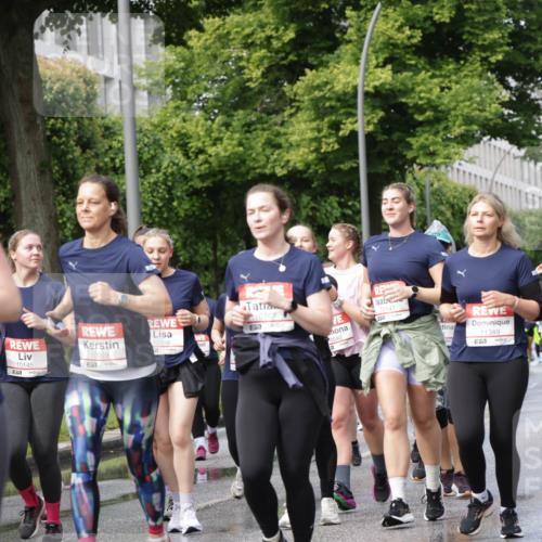 14.06.2026 - REWE Women's Run Jannik Wohlers http://msf.ph/oto/9798069 14.06.2026 09:12:25 Laufen 10145, 10928, 10146, 77, 10767, 77, 10147, 0040, 11349, 57 meine-sportfotos.de