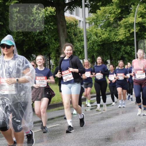 14.06.2026 - REWE Women's Run Jannik Wohlers http://msf.ph/oto/9798116 14.06.2026 09:12:29 Laufen 11362, 10887, 11282, 11972 meine-sportfotos.de